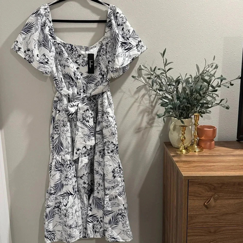 NWT Lulu's Tropical Sunshine White Floral Print Tiered Midi Dress Size Large